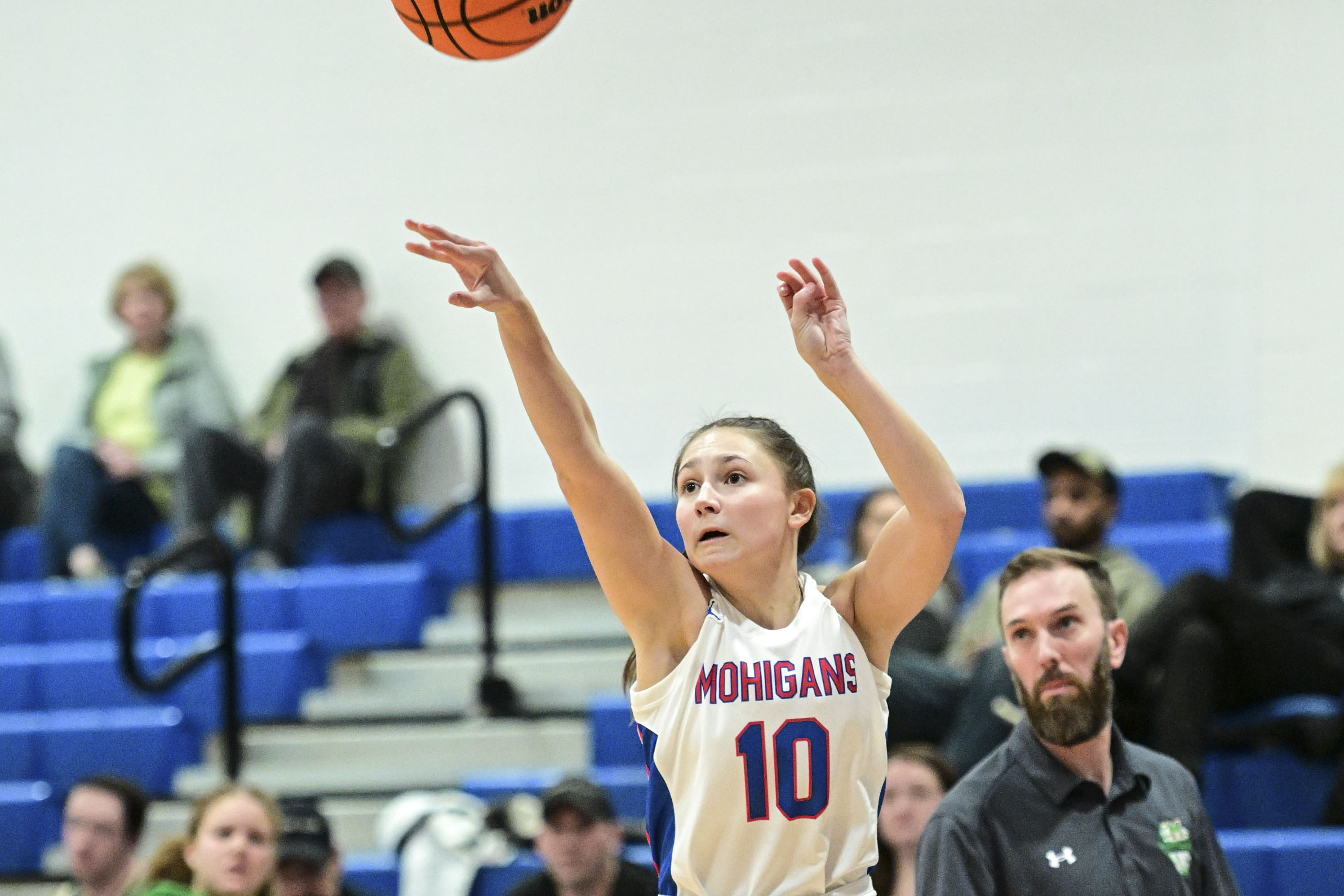 Henkins scores 24, Morgantown wins big in OVAC semifinal